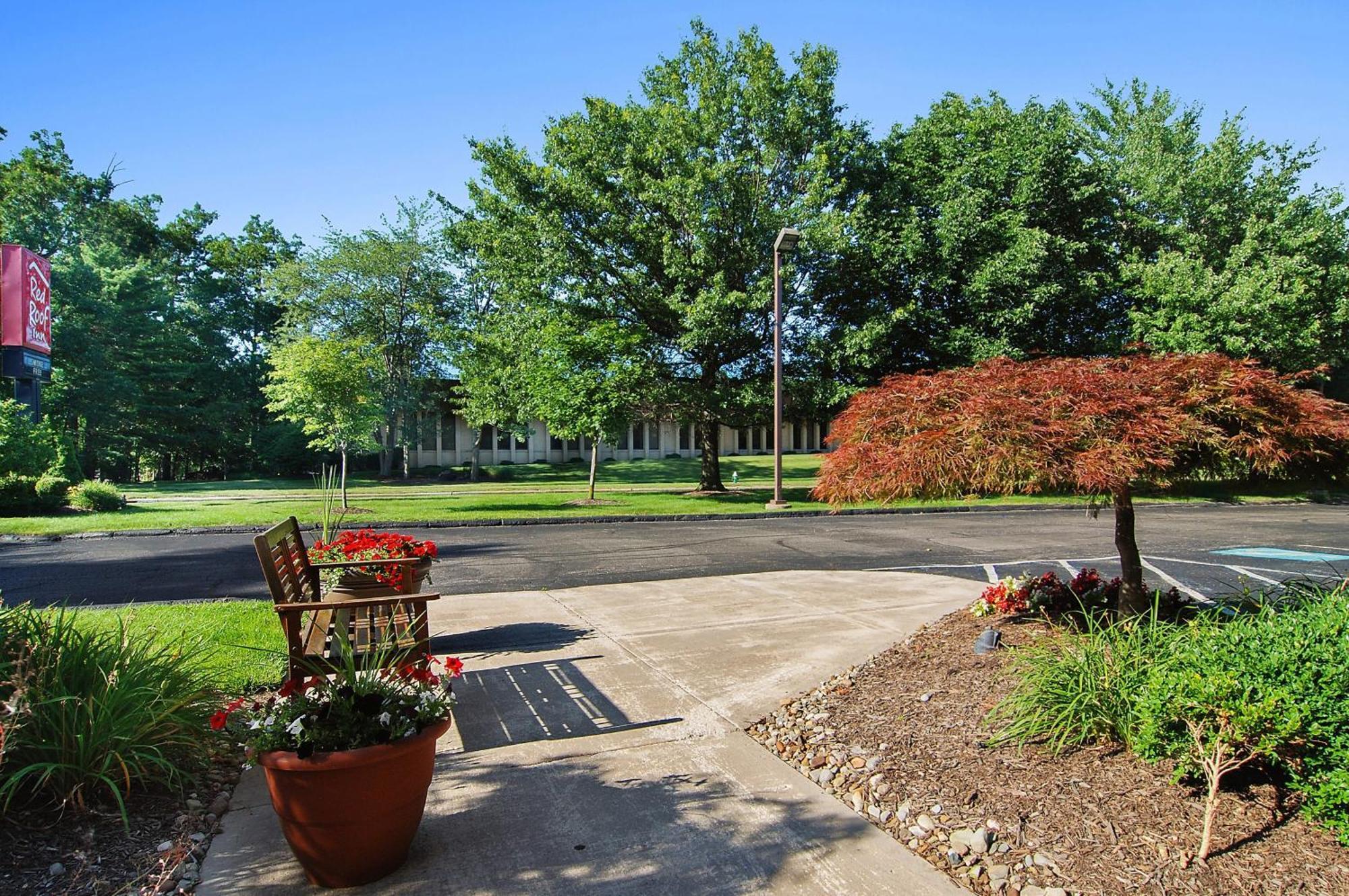 Red Roof Inn Cleveland - Westlake Exterior photo